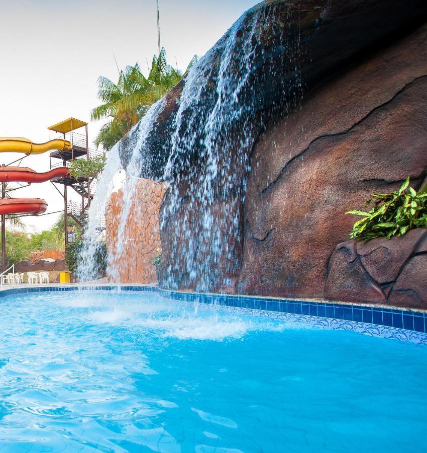 Golden Dolphin Grand Hotel Oficial Caldas Novas Exterior photo